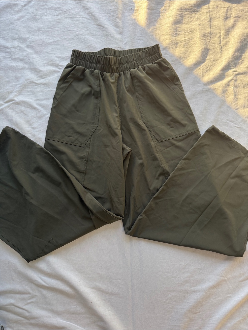 SSCO Women’s Olive Green Elastic-Waist Utility Pants